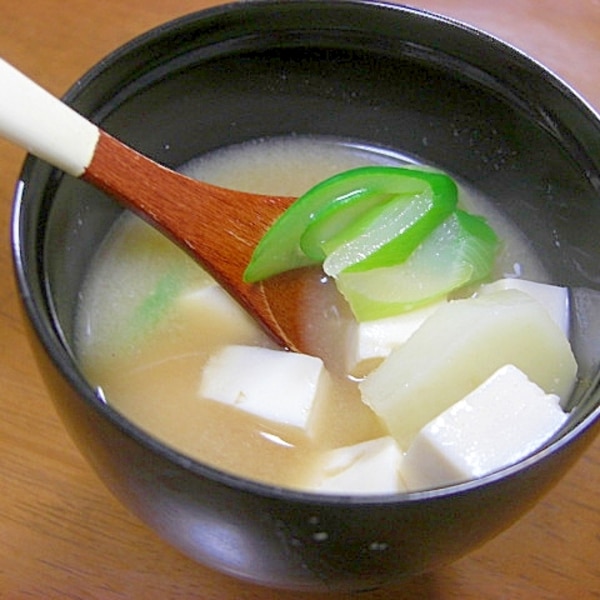 じゃがいもとネギと豆腐のお味噌汁 レシピ 作り方 By Tukuyo93 楽天レシピ じゃがいもとネギと豆腐のお味噌汁 レシピ 作り方 By Tukuyo93 楽天レシピ