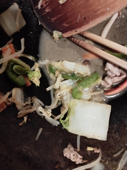白菜で♡肉野菜炒め