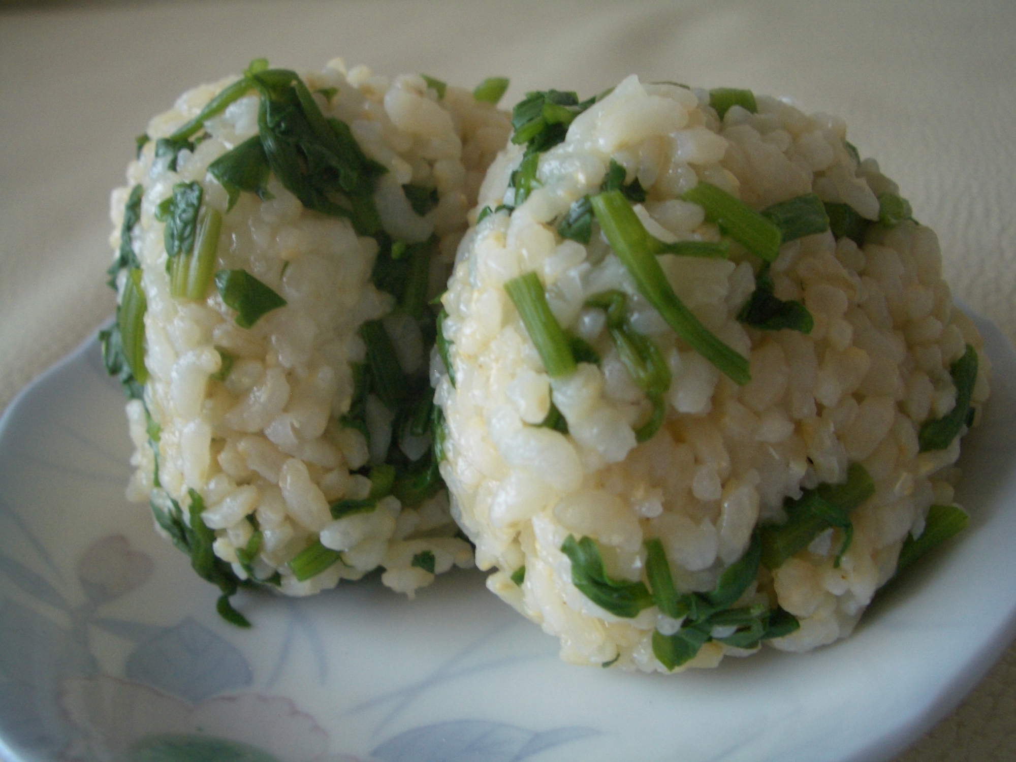 春の味★せりのおにぎり