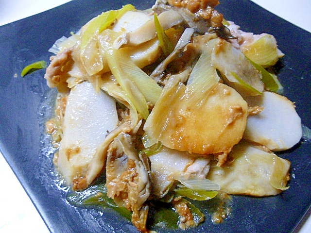 シリコーンスチーマーで簡単に、豚肉と野菜の味噌煮