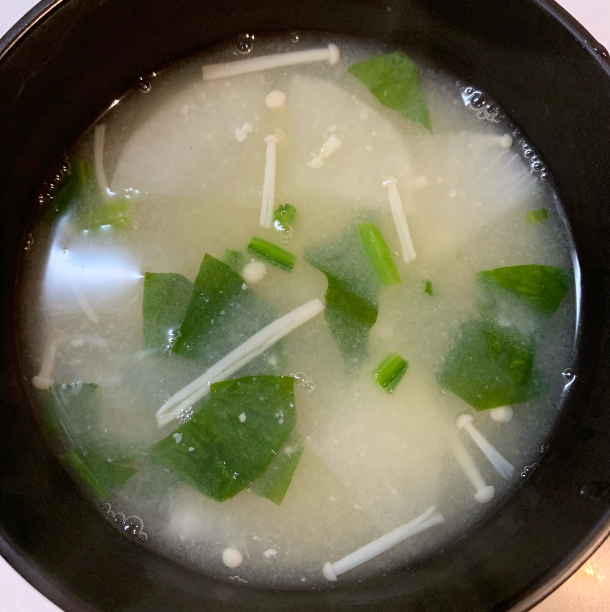 冷凍活用 大根とえのき、ほうれん草の味噌汁