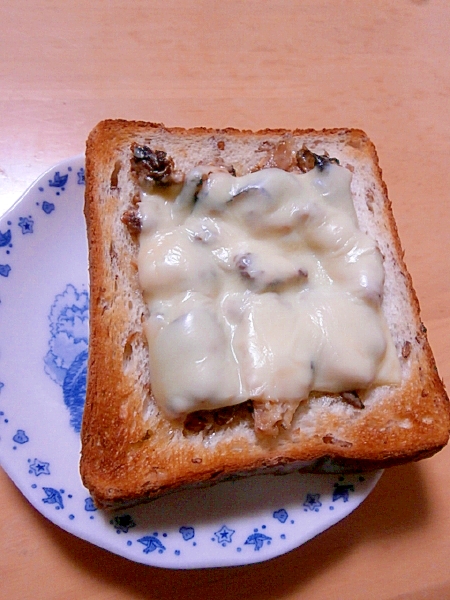 EPAたっぷり☆オイルサーディンのチーズトースト