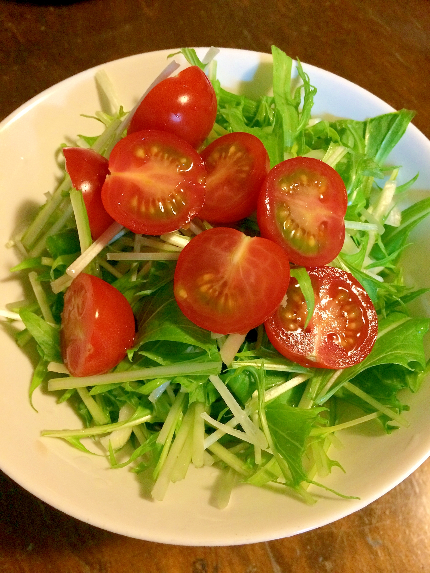 水菜とトマトのさっぱりサラダ