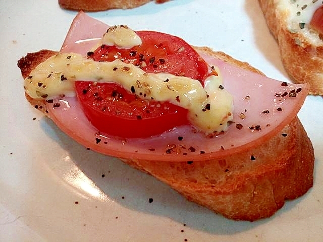 ハムとトマトのバゲット レシピ 作り方 By ぷ みぃまま 楽天レシピ ハムとトマトのバゲット レシピ 作り方 By ぷ みぃまま 楽天レシピ