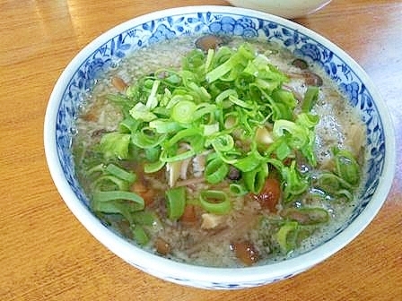 低カロ　きのこたっぷりみぞれ蕎麦