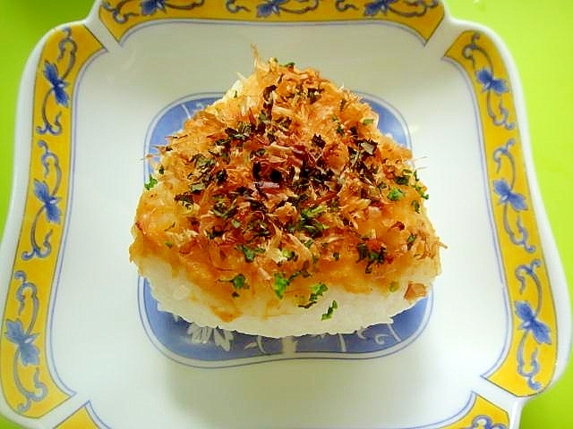 味噌おかかの焼きおにぎり