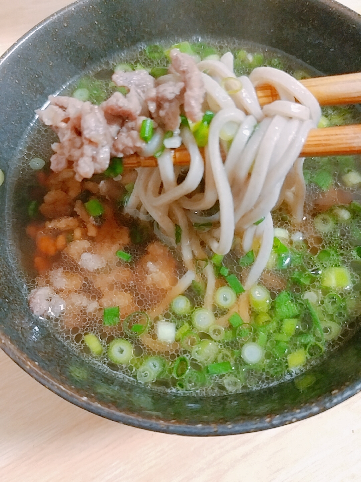 豚挽き肉と小ネギのつけ蕎麦