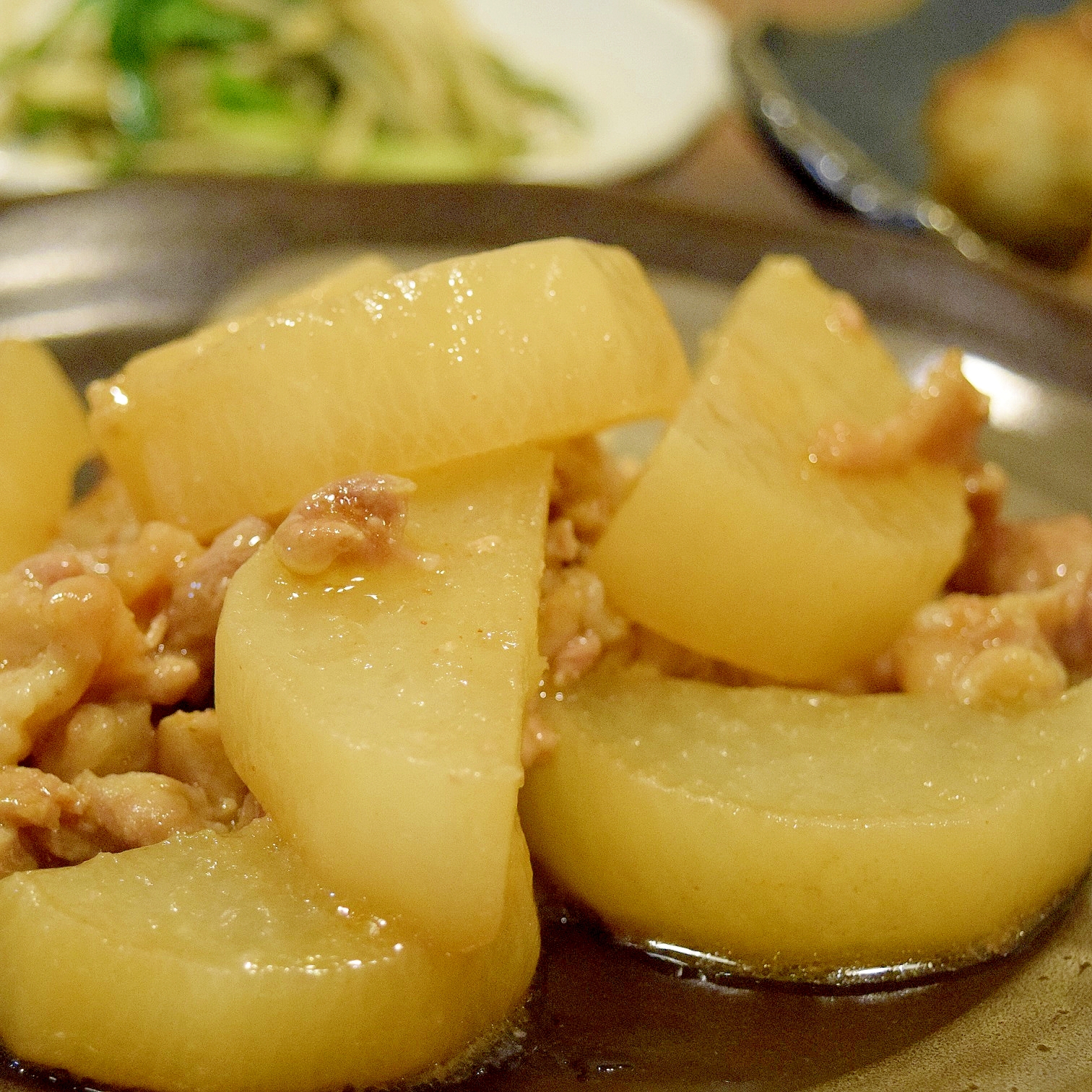 ほっこりコク旨☆大根と豚肉の韓国風煮物