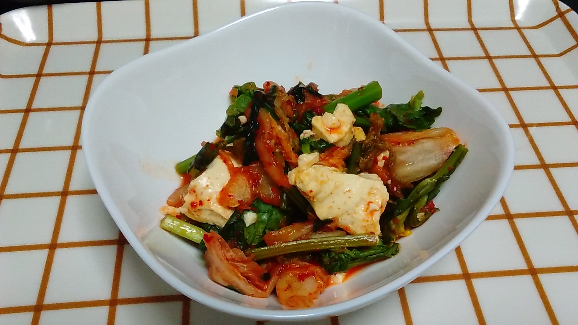 かき菜と豆腐の味噌キムチ炒め
