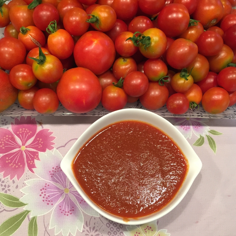 完熟トマトで作るケチャップ