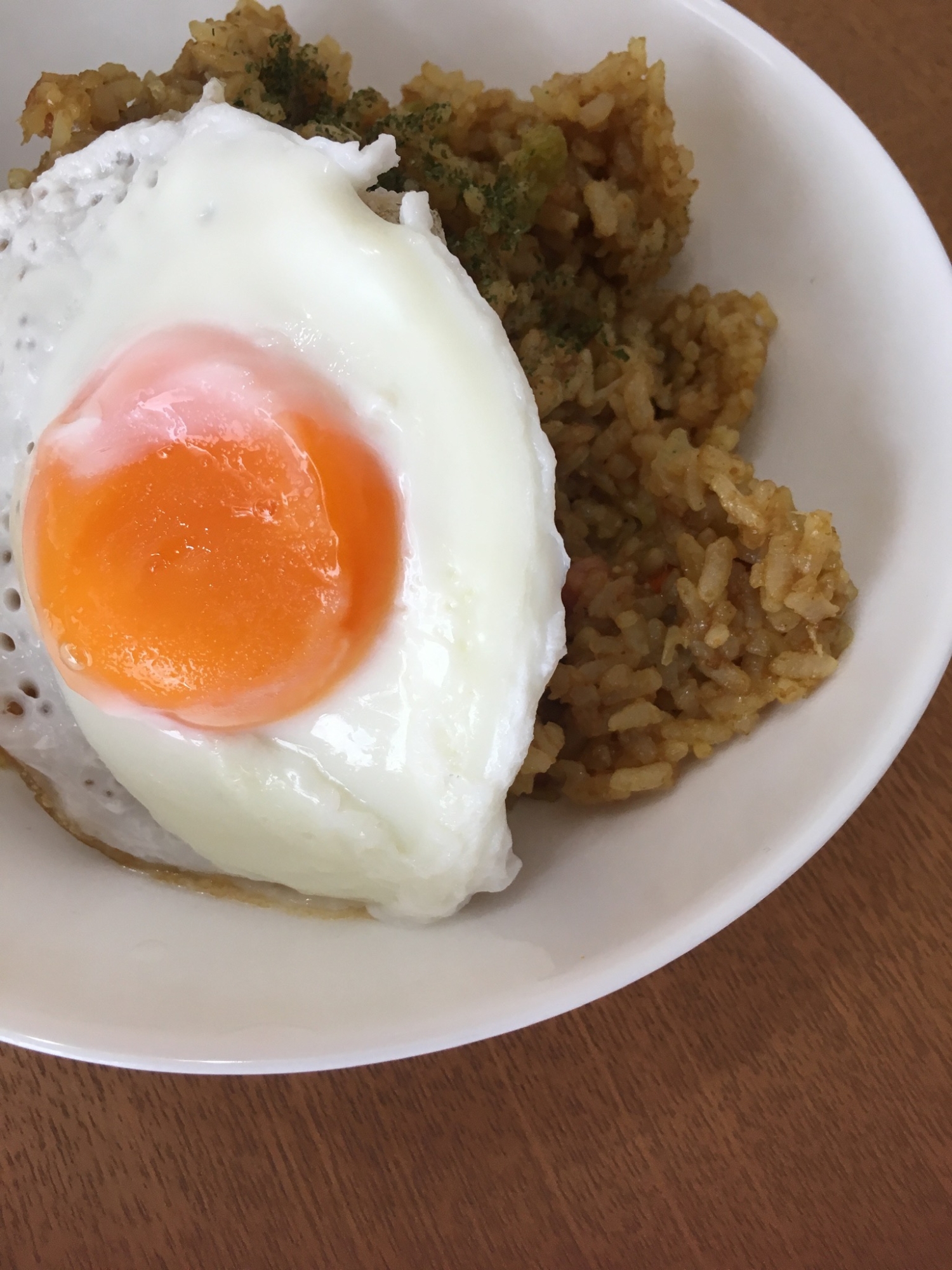 目玉焼きカレーピラフ