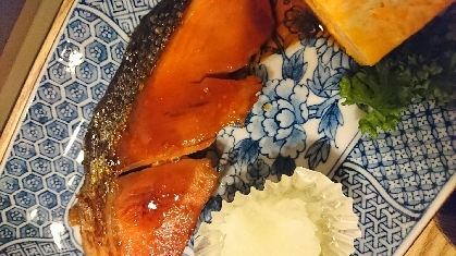 お弁当にお魚を！鮭の照り焼き