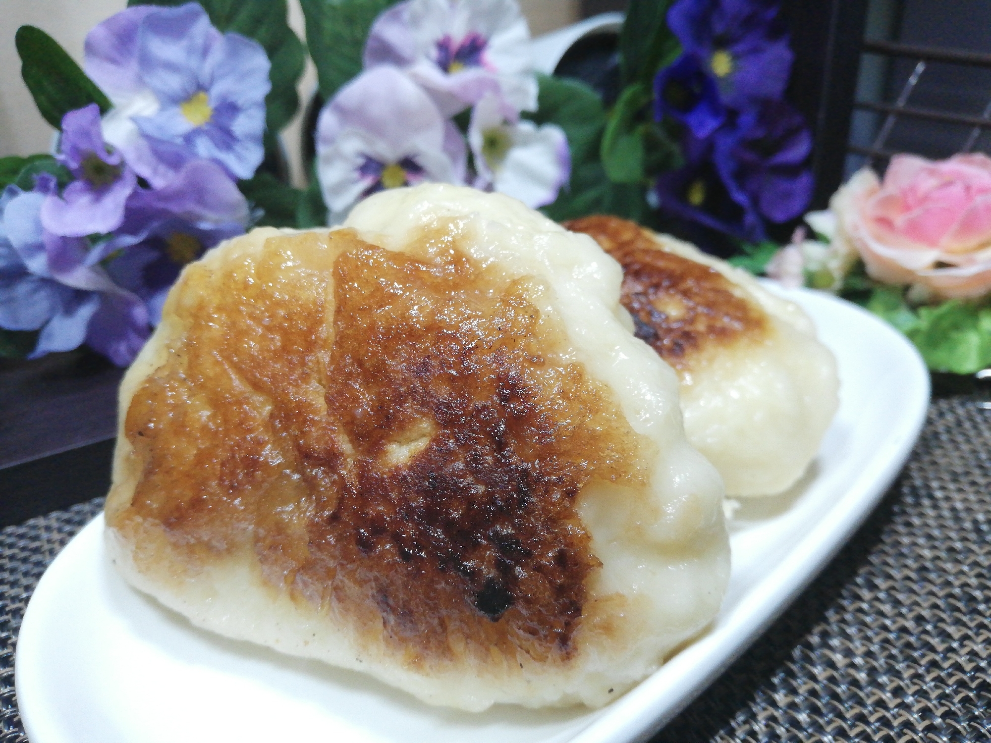 余った餃子でカリふわっと！簡単餃子まん