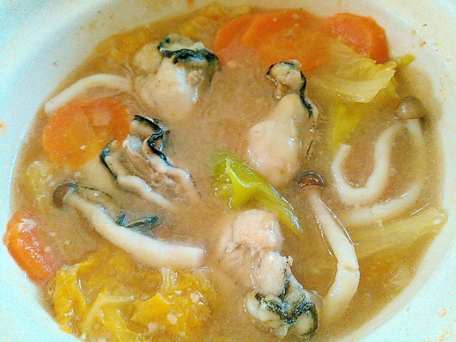 彩り野菜の牡蠣味噌鍋