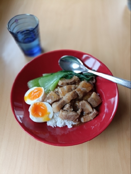 またまたお世話に！ルーローハンにしました☆間違いない仕上がりでした！