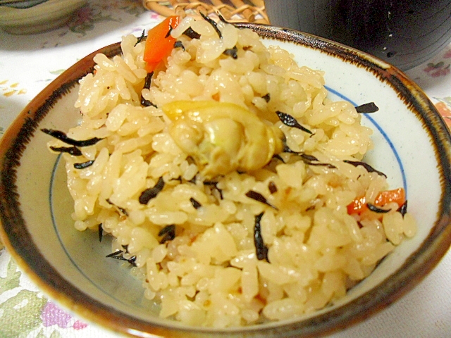 あさりの炊き込みご飯 むきあさりで簡単 レシピ 作り方 By ミスチバス 楽天レシピ