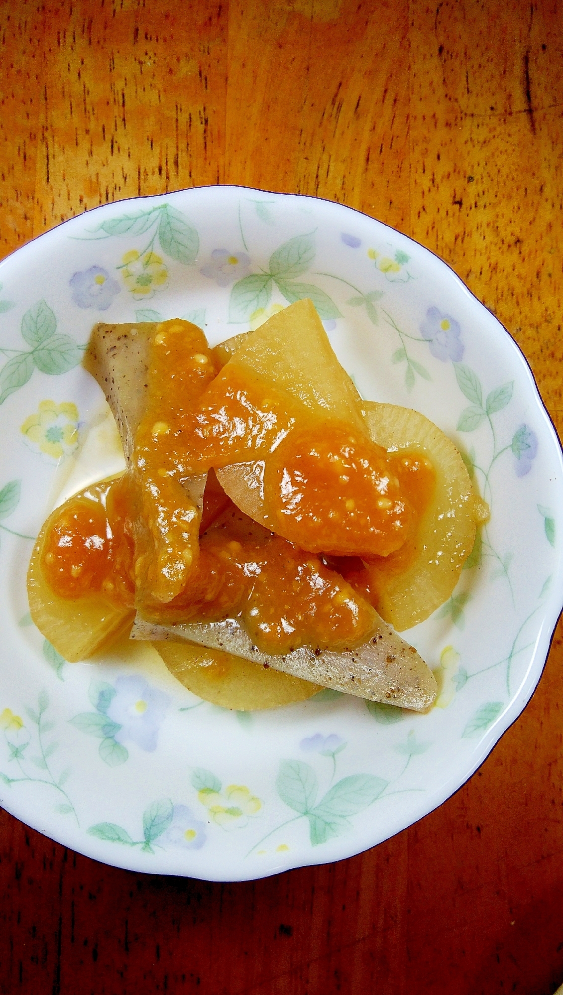 お味噌が美味しい！大根とこんにゃくの味噌田楽