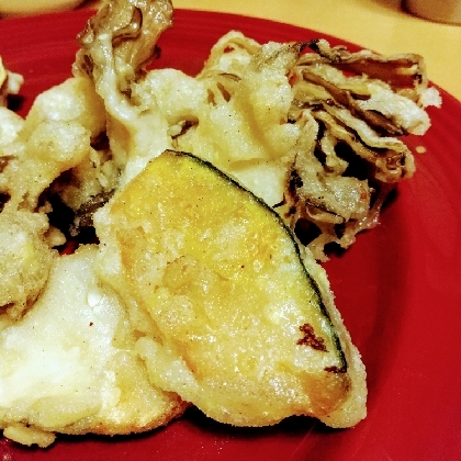 天ぷら粉を切らしてたので助かりました!かぼちゃと舞茸とサツマイモの天ぷらにしました。とっても美味しかったです(^o^)