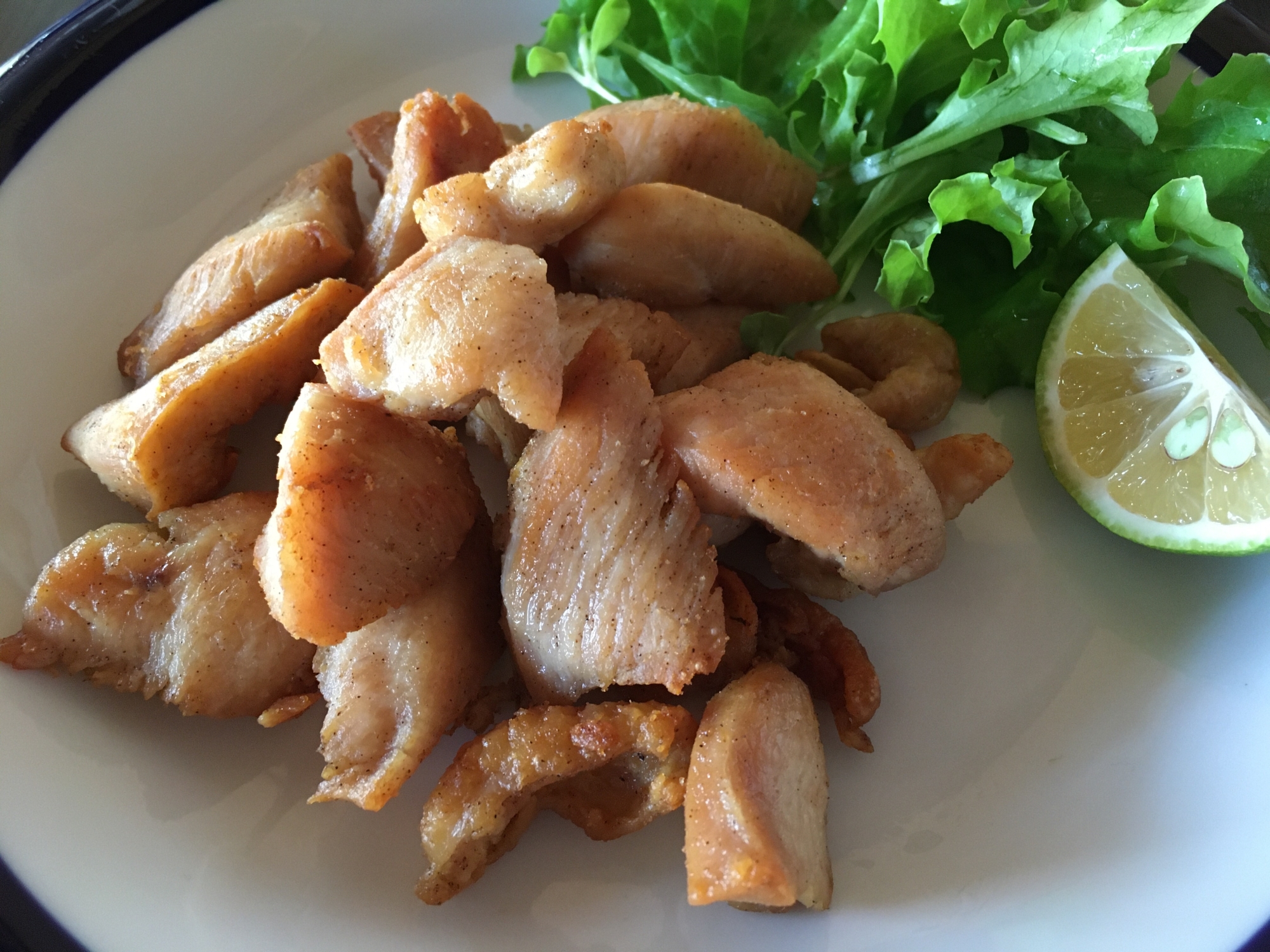 鶏胸肉の素揚げ