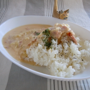 簡単カルボナーラ風丼　牛乳と全卵でさっぱり味♪