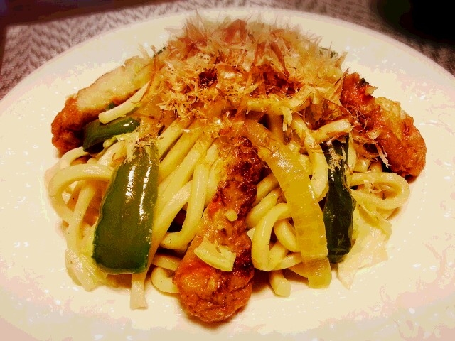 簡単10分! さつま揚げde焼きうどん☆