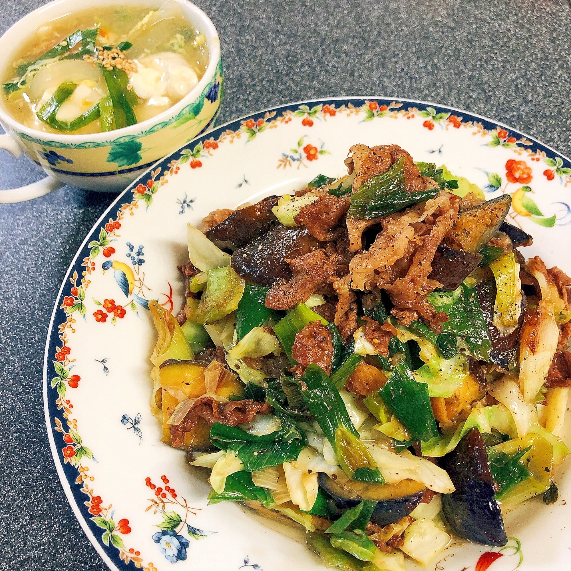 王道☆肉野菜炒め レシピ・作り方 by minami ∣ 家族ごはん - 楽天レシピ