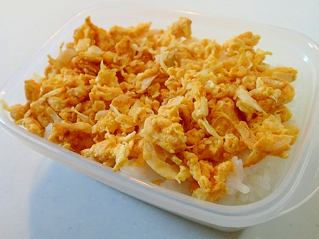 お弁当　生姜香る・キャベツの卵炒め丼
