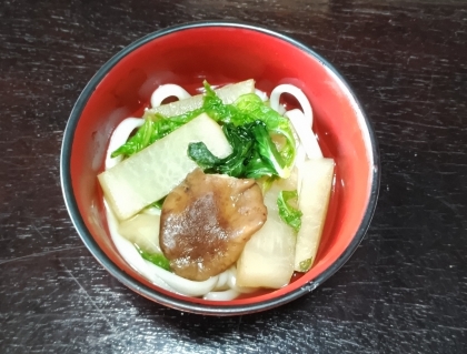 具材たっぷりうどん