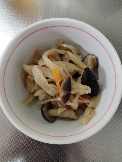 たっぷりキノコで旨々♪簡単作り置き♪切干大根の煮物