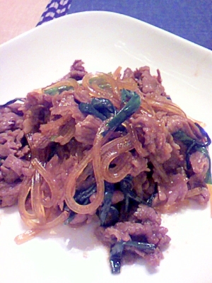 牛肉のすき焼き風煮込み