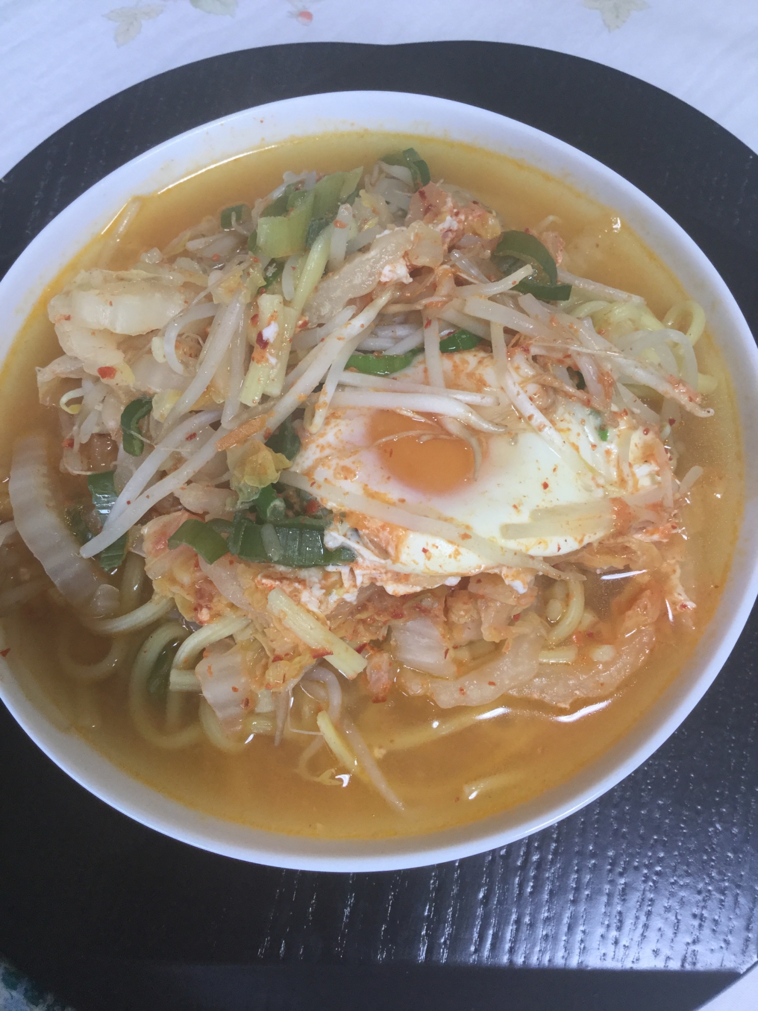 ダシダとキムチの汁でラーメン風