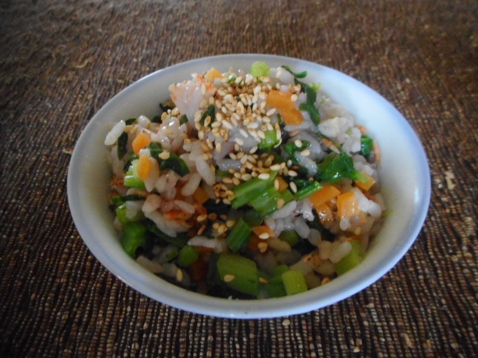 小松菜とニンジンのおかか混ぜご飯