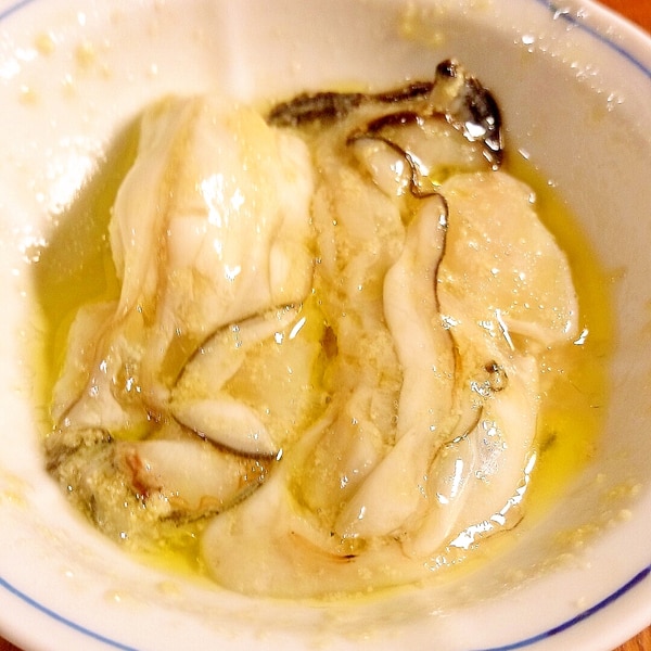 簡単和えるだけ 生牡蠣のオイル漬け レシピ 作り方 By ねここ25 楽天レシピ 簡単和えるだけ 生牡蠣のオイル漬け レシピ 作り方 By ねここ25 楽天レシピ