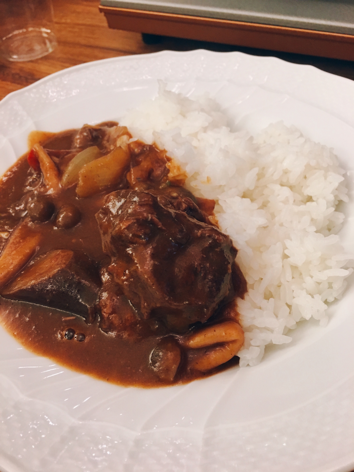 市販のカレールーでお店の味！お肉柔らかビーフカレー