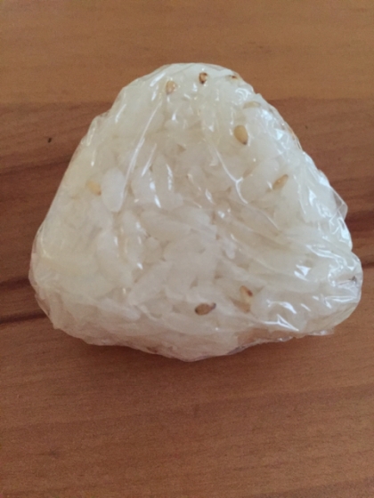 和風だしおにぎり☆梅干し入り