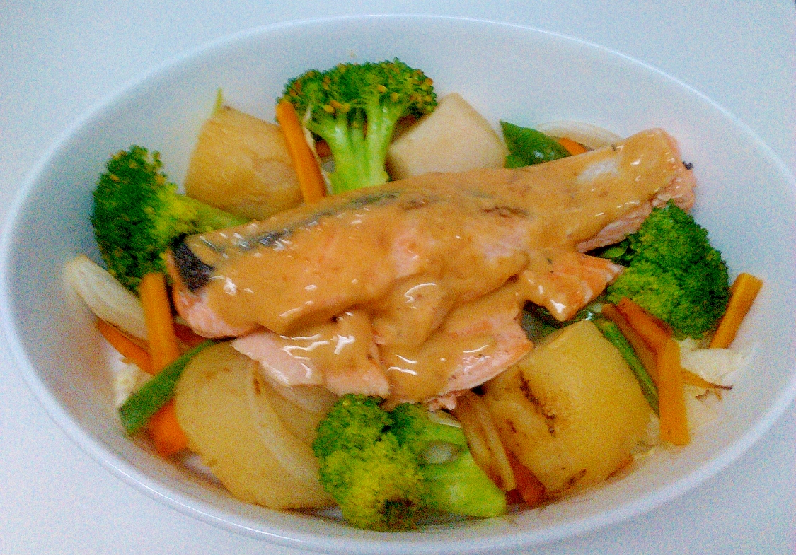 野菜たっぷり☆鮭の味噌マヨ焼き