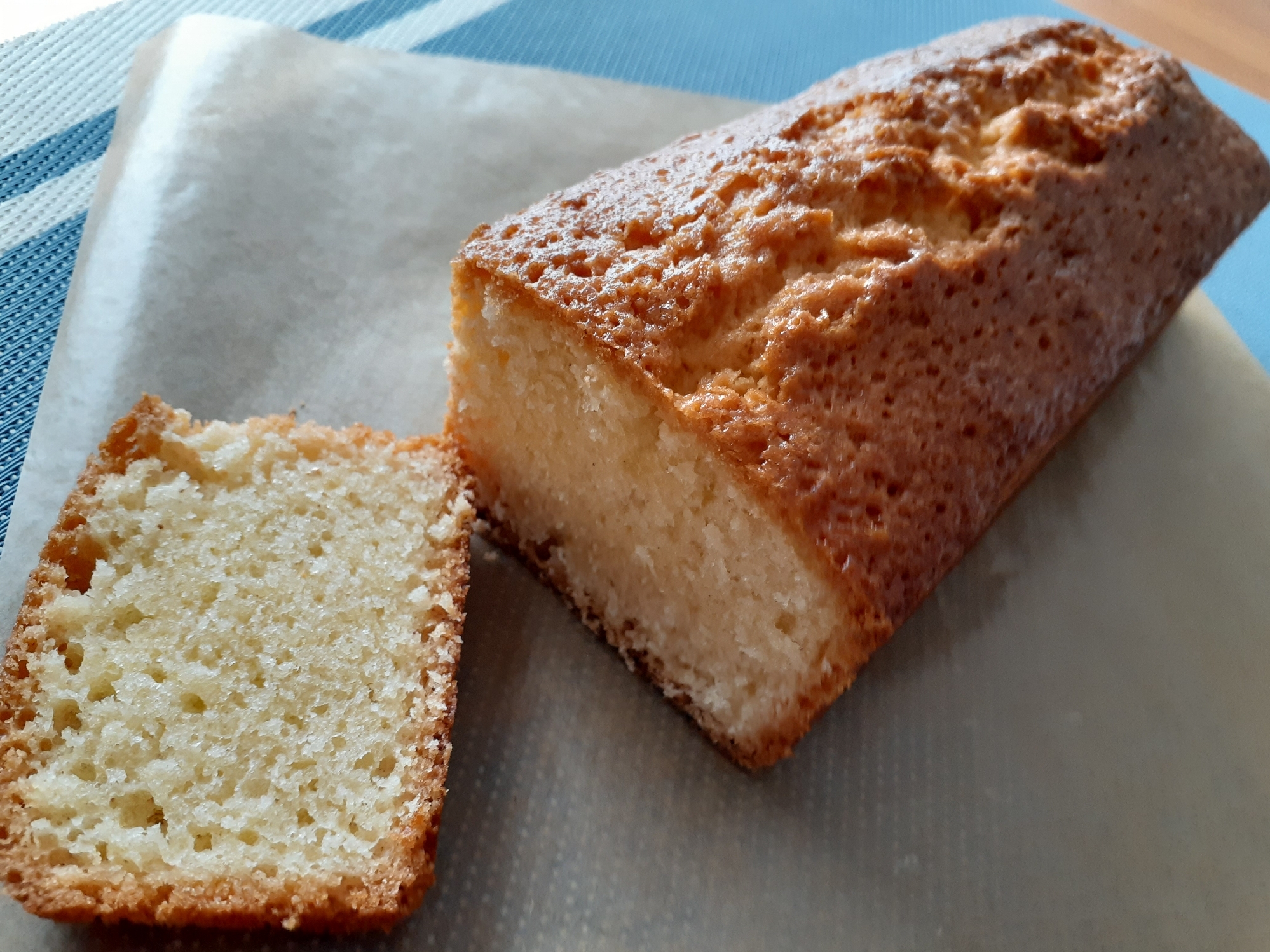 バター無し！でも外サク中ふわなパウンドケーキ！