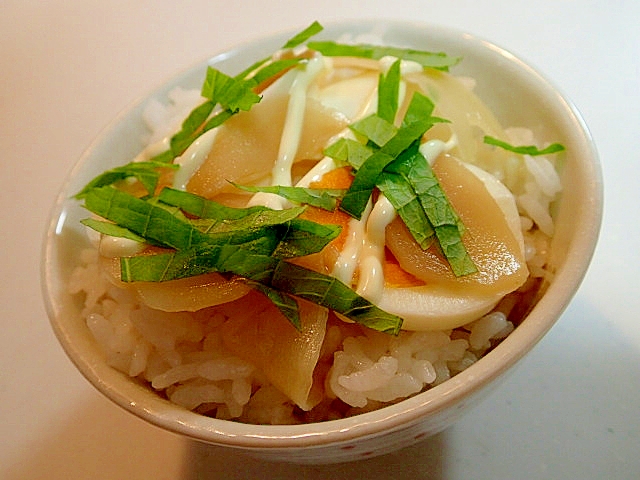 麺つゆ/マヨで　ゆで卵と甘酢生姜と大葉のご飯
