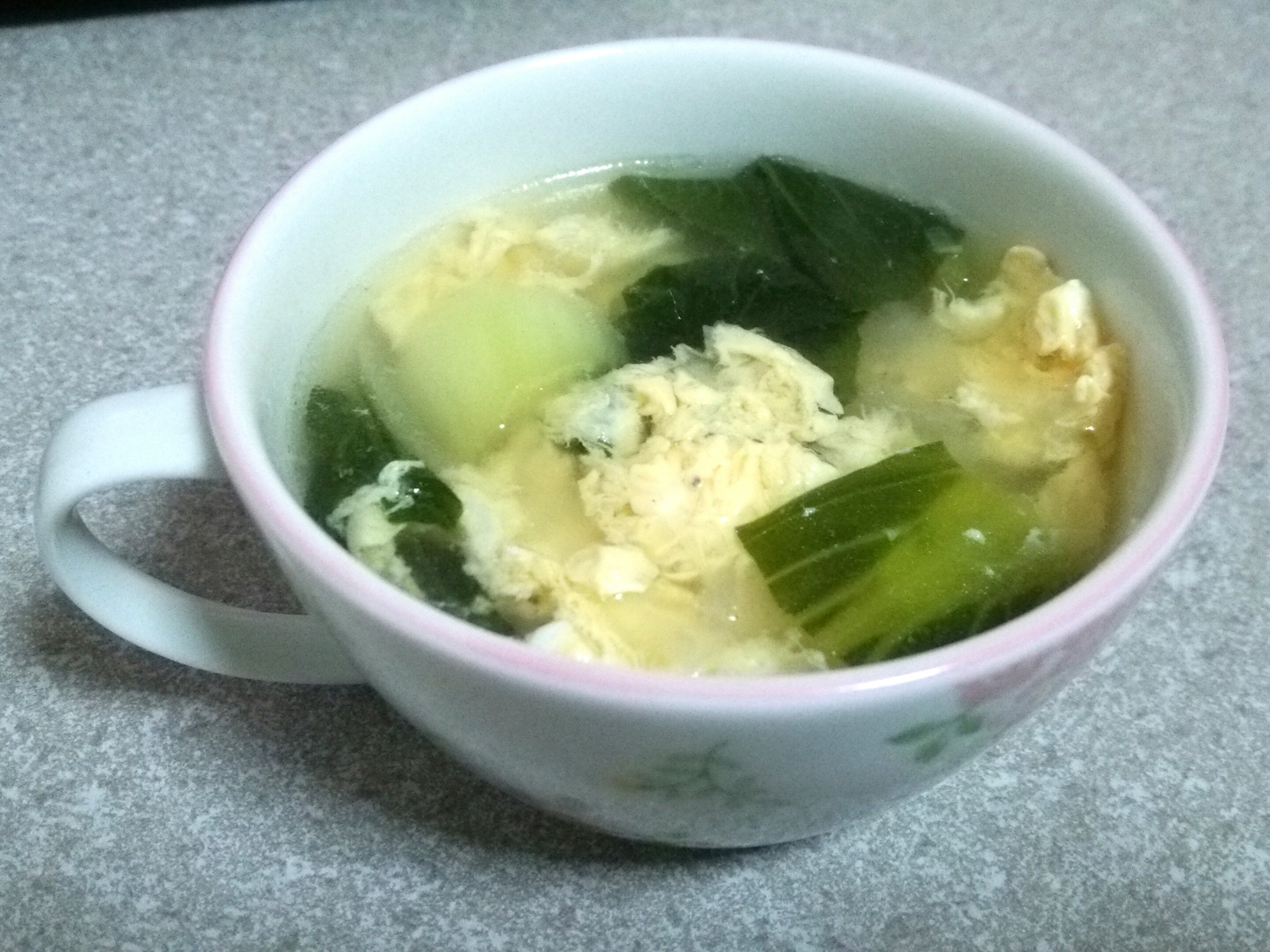 チンゲン菜の卵スープ