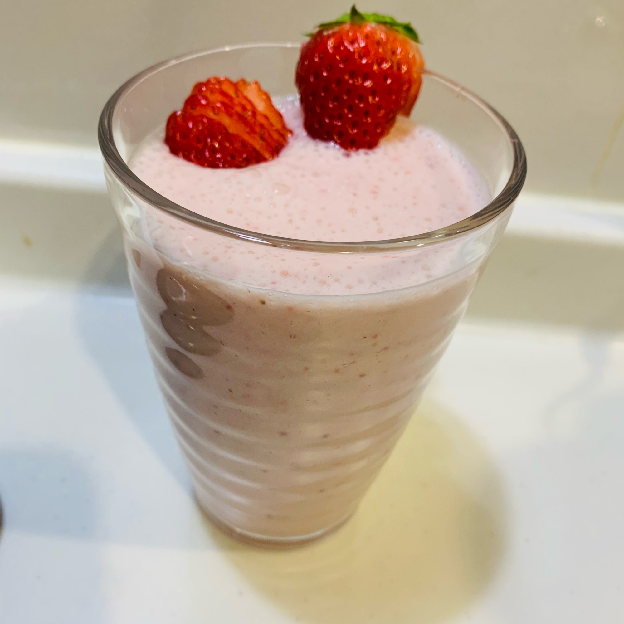 いちごのスムージー レシピ 作り方 By ゆづっしー 楽天レシピ