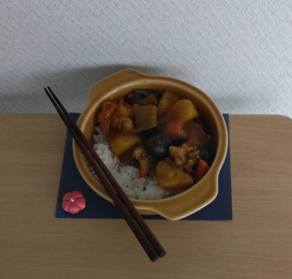 お邪魔いたしますm(_ _)m茄子とカレーって合いますね✨柔らかくなった なすび とっても美味しかったです！ 落ち込んでる時 元気出ました、有難うございました～