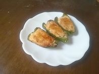 和風味のピーマンの肉詰めもいいですね。おいしく頂きました。