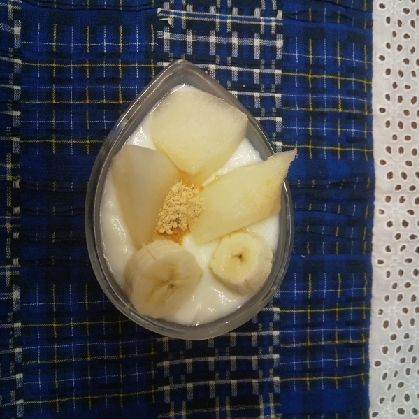 梨とバナナときな粉のヨーグルト