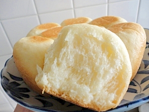 セモリナ粉で作る食パン