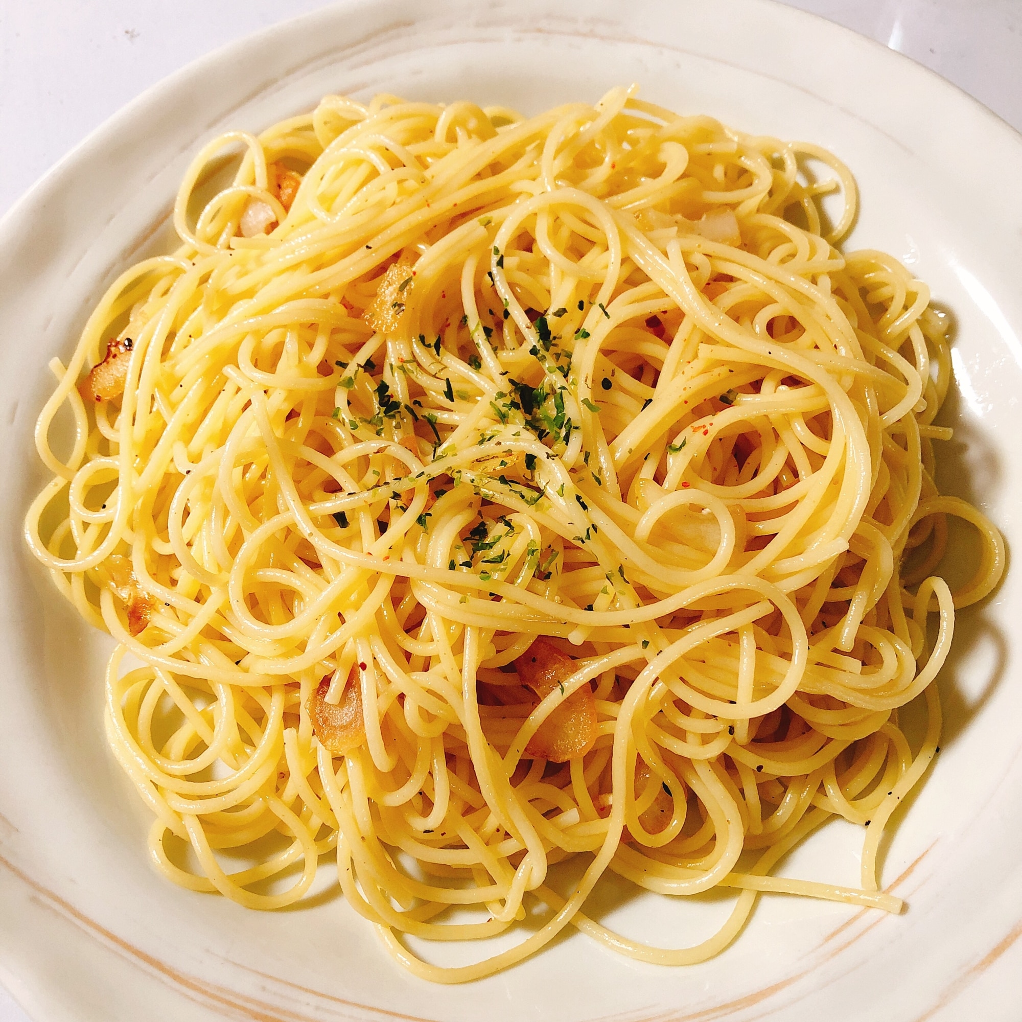 七味唐辛子でペペロンチーノ レシピ・作り方 by うめぐ - 楽天レシピ