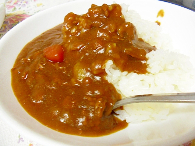 カレーの具で作ったハヤシライス