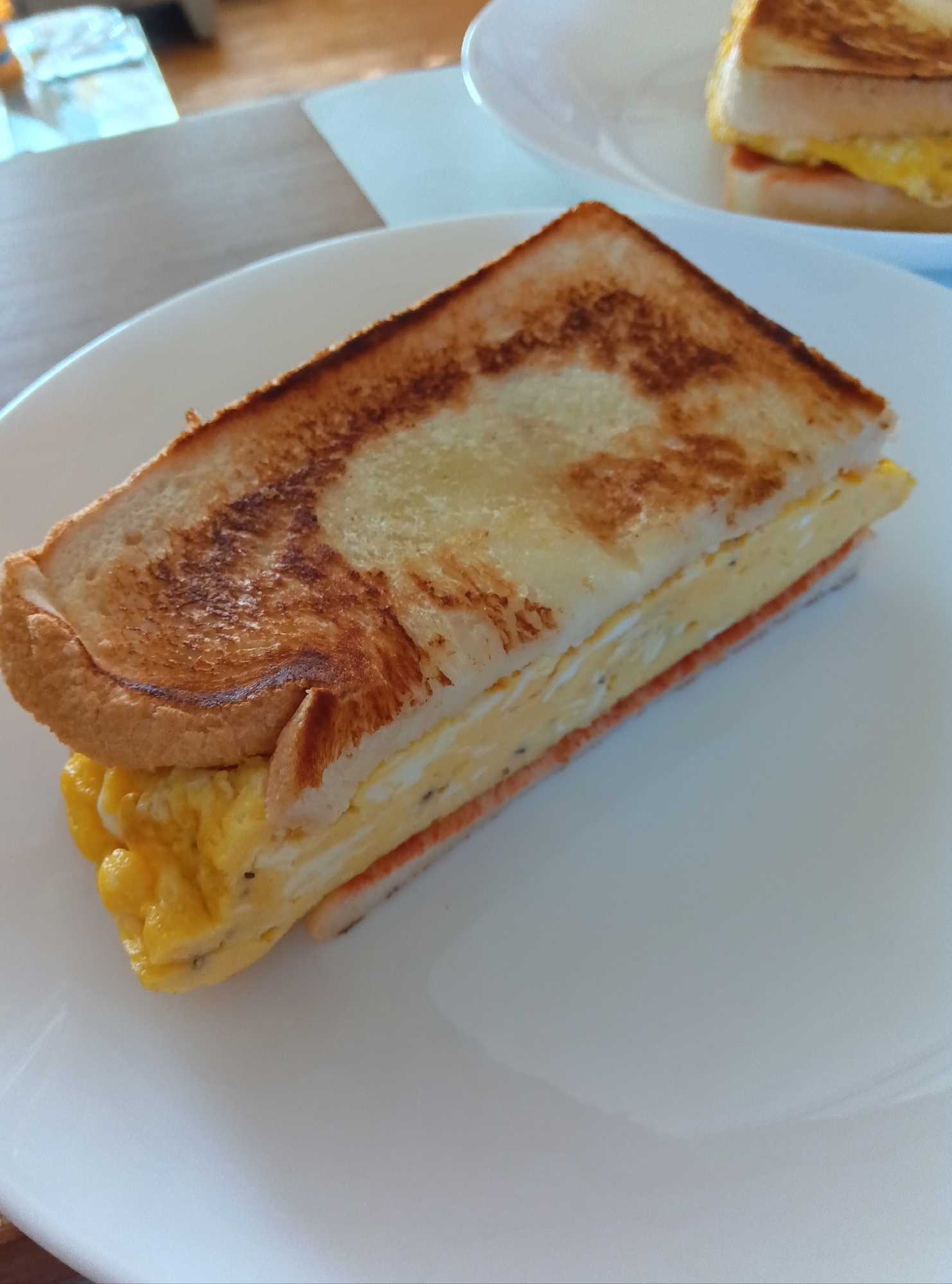 オムレツ ホットサンド