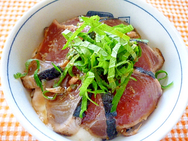 カツオの山かけ漬丼