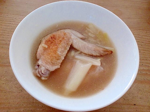 手羽先のあっさりスープ
