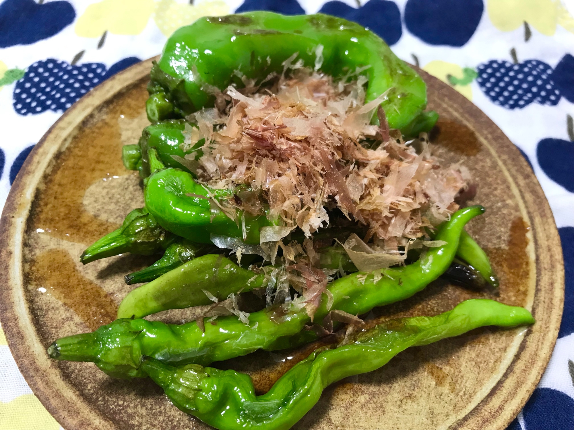 甘長とうがらしのおかかポン酢